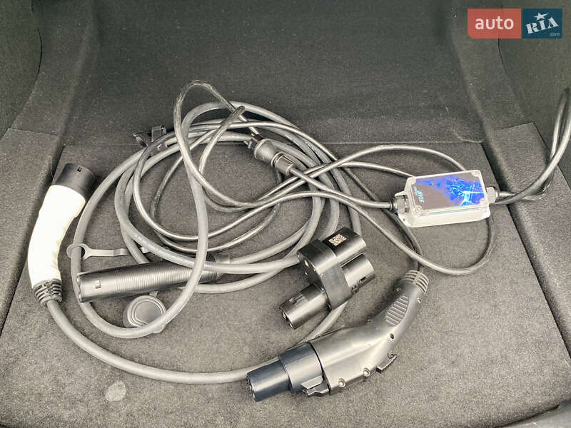 Седан Tesla Model 3 2021 в Киеве фото 17 Седан Tesla Model 3 2021 в Киеве