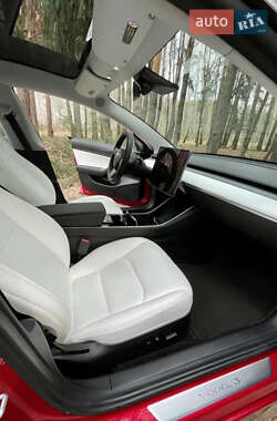 Седан Tesla Model 3 2018 в 