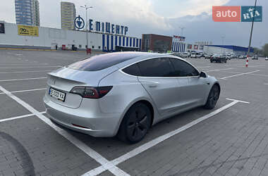 Седан Tesla Model 3 2018 в 
