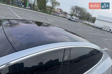 Седан Tesla Model 3 2018 в 