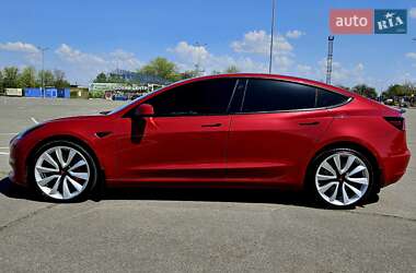 Седан Tesla Model 3 2018 в 