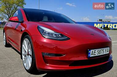 Седан Tesla Model 3 2018 в 