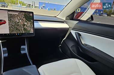 Седан Tesla Model 3 2018 в 