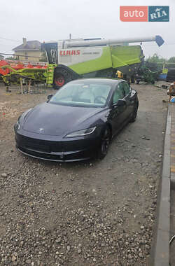 Седан Tesla Model 3 2024 в Днепре