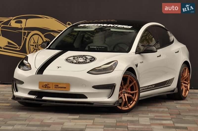 Tesla Model 3 2019