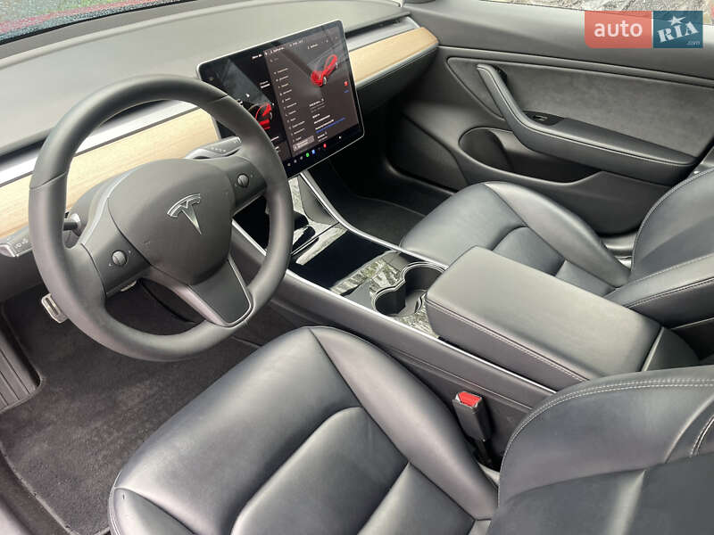 Седан Tesla Model 3 2019 в Львове фото 5 Седан Tesla Model 3 2019 в Львове