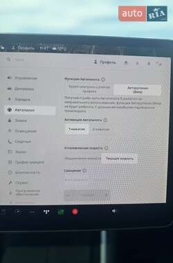 Седан Tesla Model 3 2020 в 