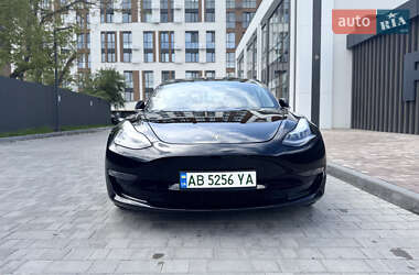 Седан Tesla Model 3 2019 в Виннице