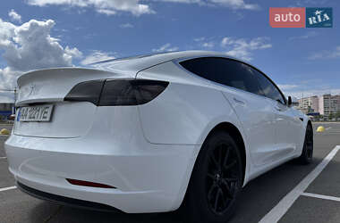 Седан Tesla Model 3 2019 в Києві
