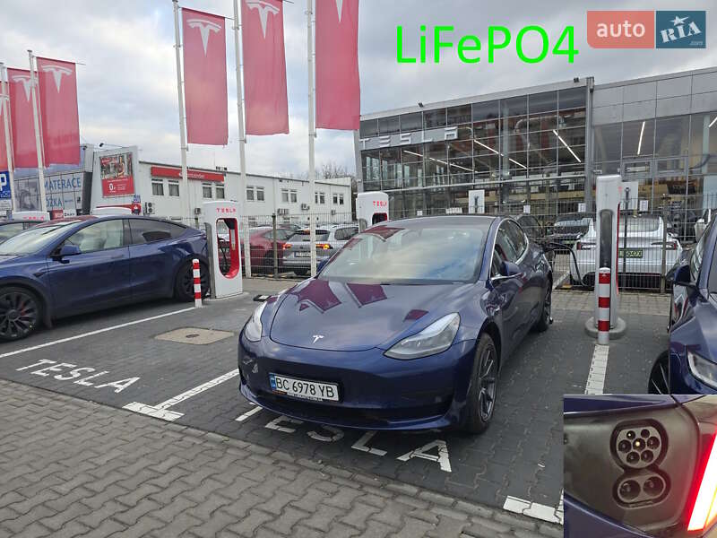 Седан Tesla Model 3 2020 в Львове