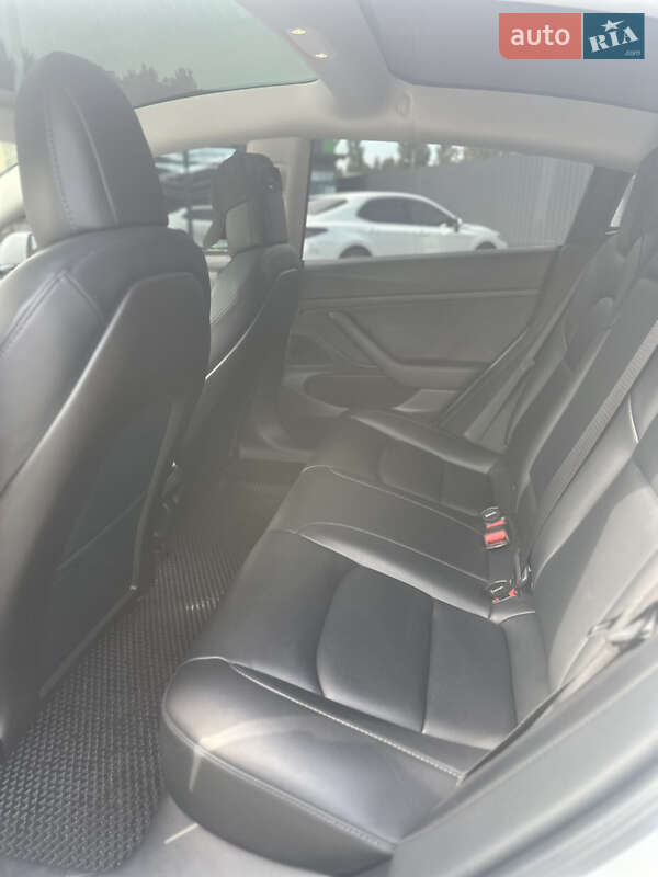 Седан Tesla Model 3 2020 в Кропивницькому фото 15 Седан Tesla Model 3 2020 в Кропивницькому
