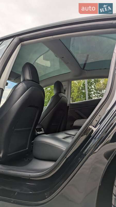 Седан Tesla Model 3 2018 в Луцке фото 10 Седан Tesla Model 3 2018 в Луцке