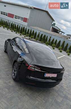 Седан Tesla Model 3 2018 в 