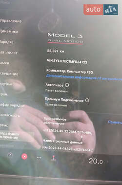 Седан Tesla Model 3 2021 в 