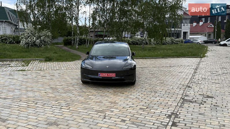 Седан Tesla Model 3 2024 в Белой Церкви