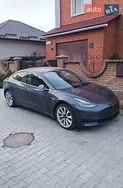 Седан Tesla Model 3 2018 в 