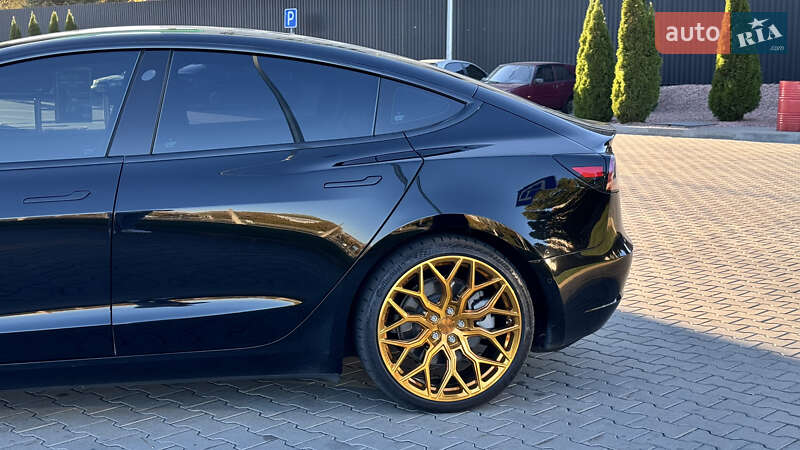 Седан Tesla Model 3 2018 в Черкассах фото 16 Седан Tesla Model 3 2018 в Черкассах