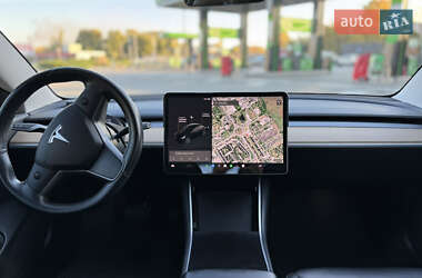 Седан Tesla Model 3 2018 в 