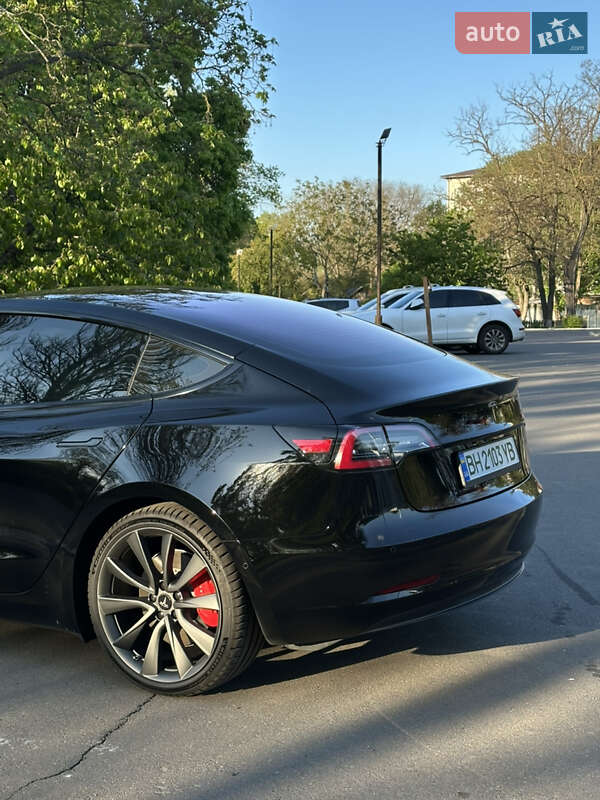 Седан Tesla Model 3 2018 в Одессе