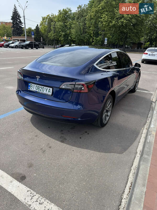 Седан Tesla Model 3 2019 в Кременчуге