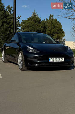 Седан Tesla Model 3 2018 в 