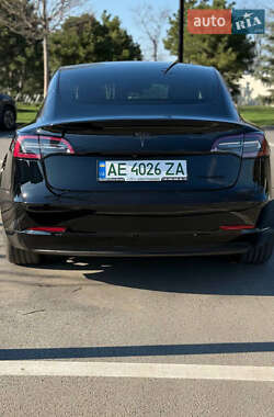 Седан Tesla Model 3 2018 в 