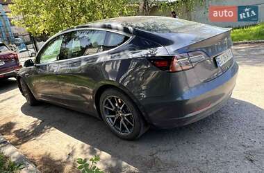 Седан Tesla Model 3 2018 в 
