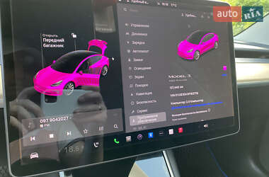 Седан Tesla Model 3 2018 в 