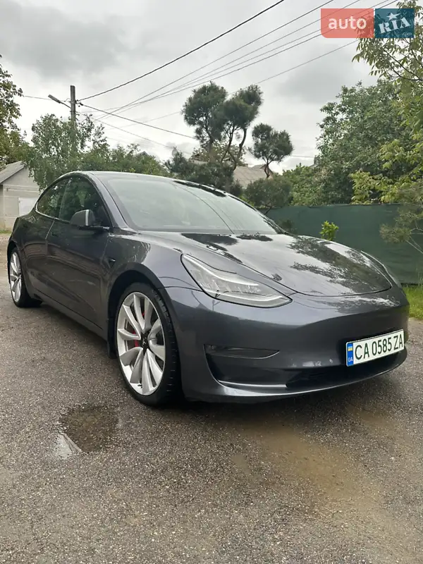 Tesla Model 3 2018