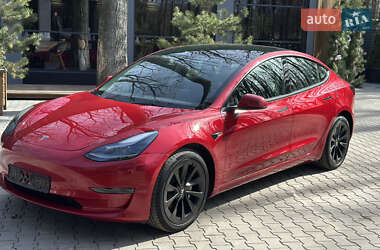 Седан Tesla Model 3 2022 в Вінниці