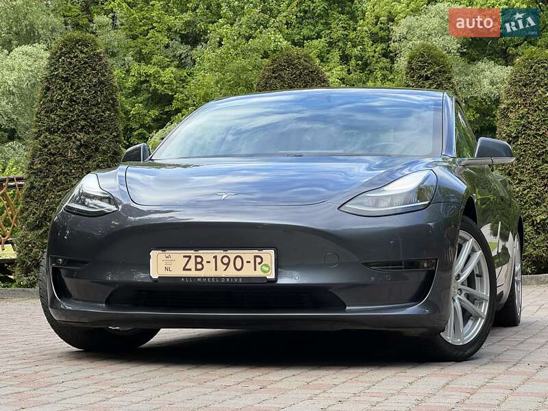 Tesla Model 3 2019