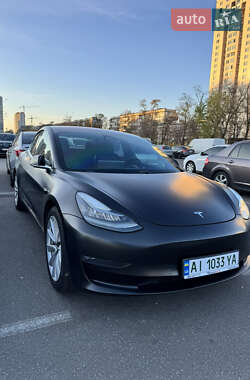 Седан Tesla Model 3 2018 в Киеве