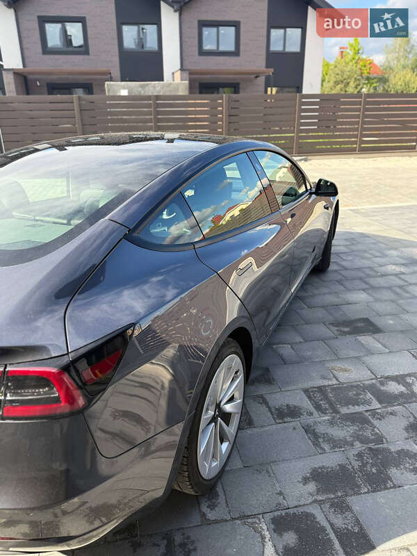 Седан Tesla Model 3 2022 в Луцке фото 3 Седан Tesla Model 3 2022 в Луцке