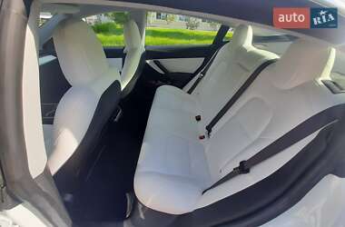 Седан Tesla Model 3 2018 в 