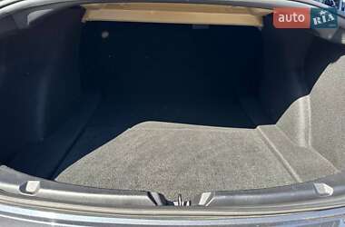 Седан Tesla Model 3 2023 в 
