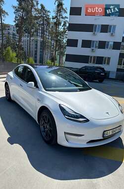 Седан Tesla Model 3 2018 в 