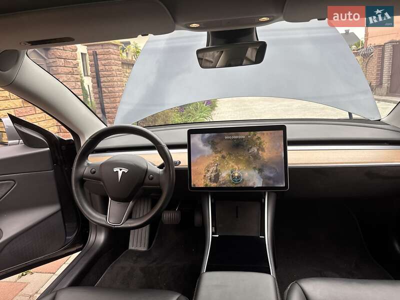 Седан Tesla Model 3 2018 в Хмельницком
