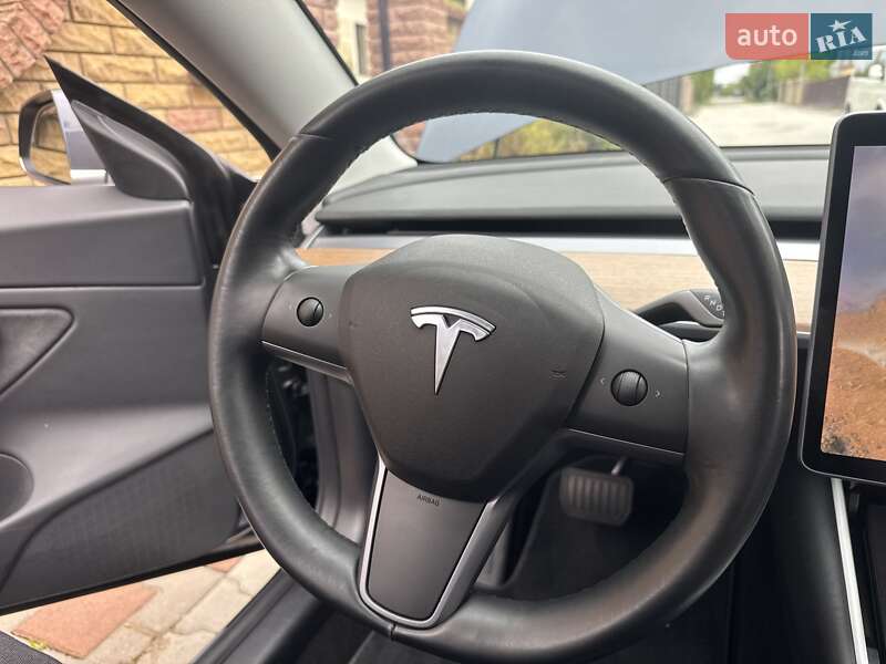 Седан Tesla Model 3 2018 в Хмельницькому