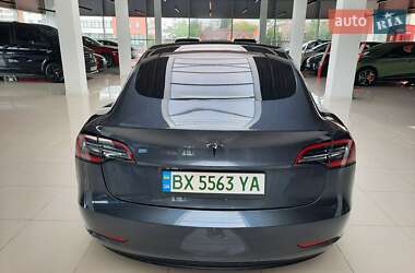 Седан Tesla Model 3 2018 в 