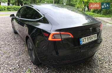 Седан Tesla Model 3 2019 в 