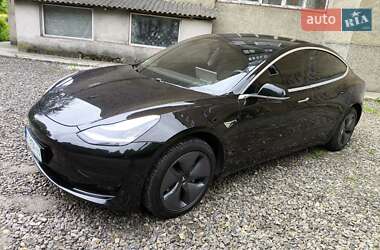 Седан Tesla Model 3 2019 в 