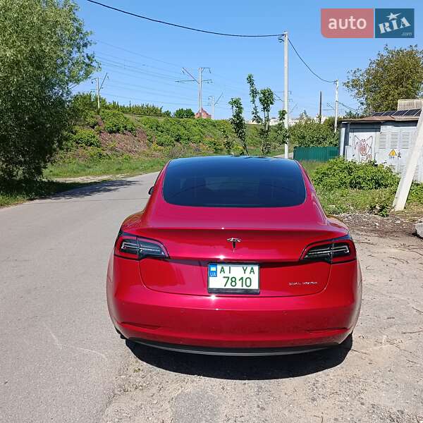 Седан Tesla Model 3 2021 в Києві