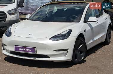 Седан Tesla Model 3 2021 в Києві