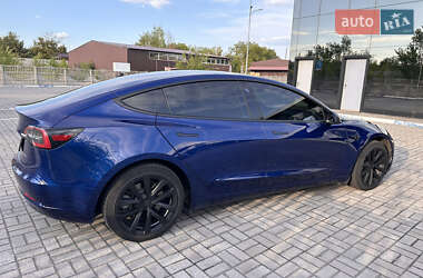 Седан Tesla Model 3 2020 в Запорожье