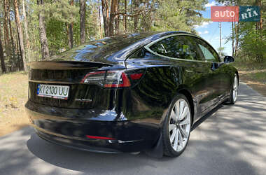 Седан Tesla Model 3 2019 в 