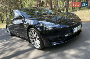 Седан Tesla Model 3 2019 в 