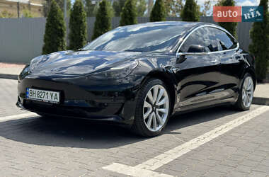 Седан Tesla Model 3 2018 в 