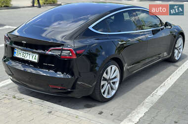 Седан Tesla Model 3 2018 в 