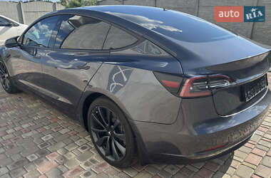 Седан Tesla Model 3 2019 в 