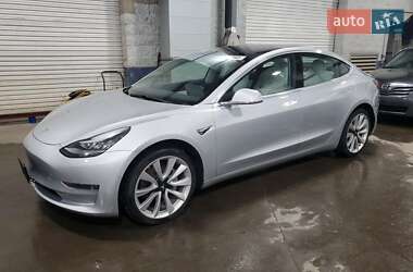 Tesla Model 3 2018